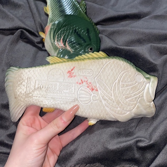 🦋Fun fish flops! - Picture 3 of 6